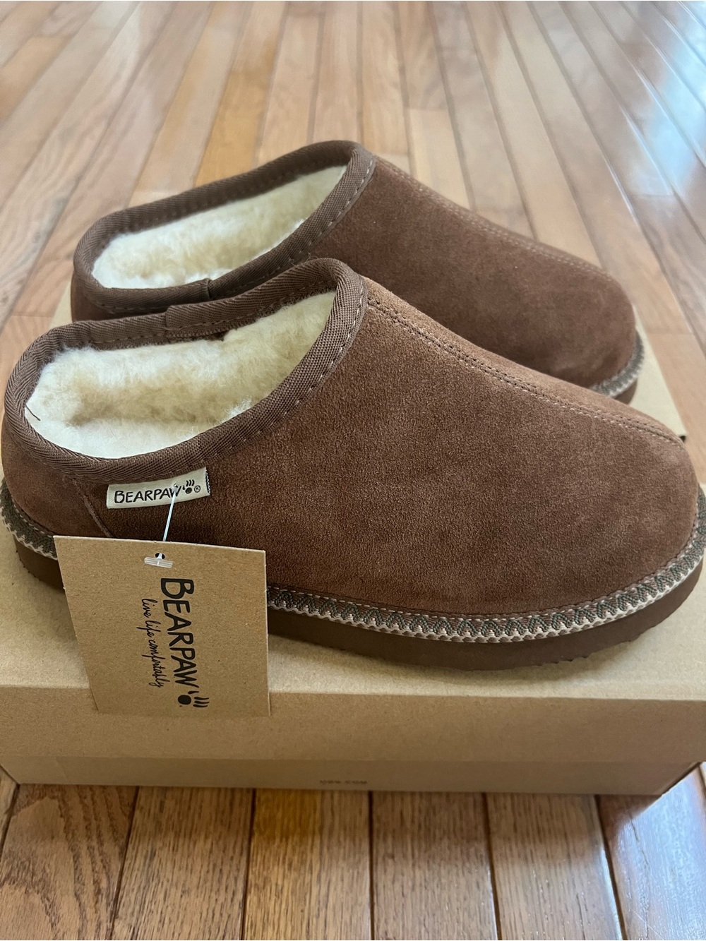 BEARPAW Women's flat slippers
